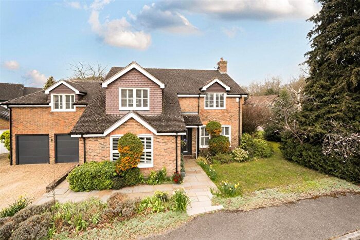 5 Bedroom Detached House For Sale In Japonica Close, Wokingham, Berkshire, RG41