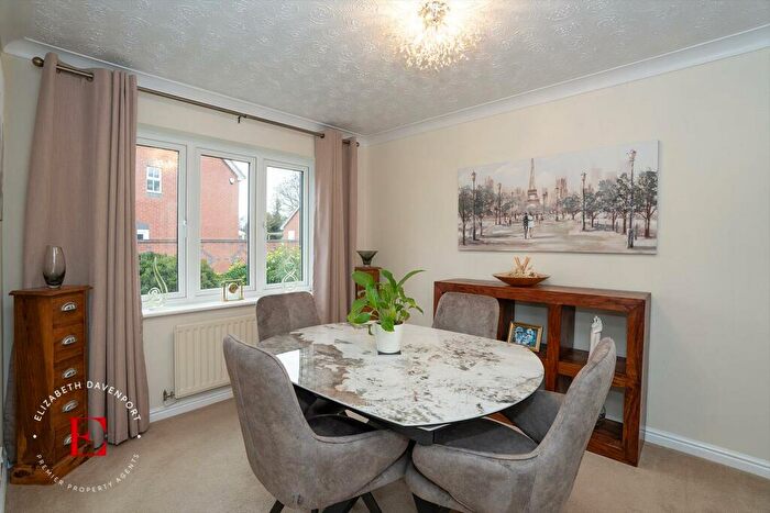 4 Bedroom Detached House For Sale In Monks Field Close, Coventry, CV4