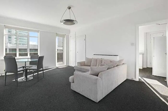 2 Bedroom Flat To Rent In Warren Court, Euston Road, Marylebone, NW1