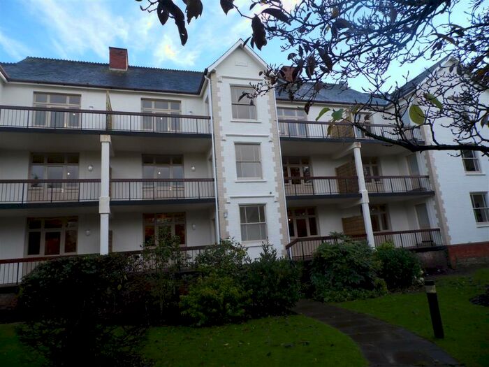 Flat To Rent In Station Road, Tiverton, EX16