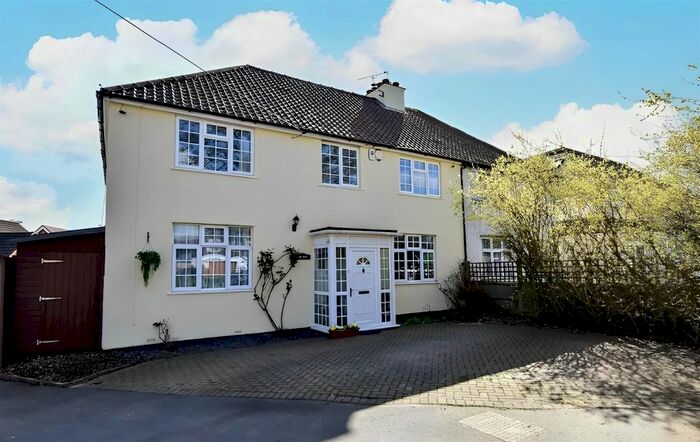 4 Bedroom Semi-Detached House To Rent In Church Road, Iver, SL0