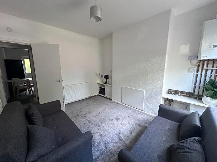 2 Bedroom Terraced House To Rent In Cromwell Street, Nottingham, NG7