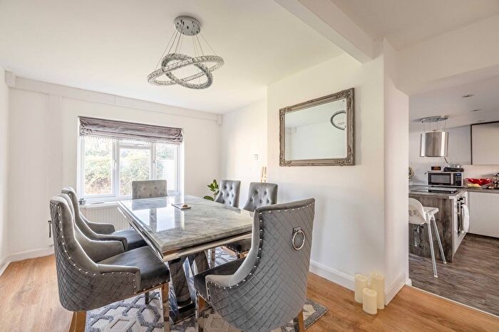 3 Bedroom End Of Terrace House For Sale In Layters Close, Chalfont St Peter, SL9