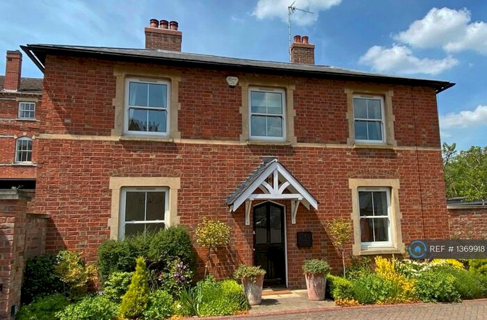 3 Bedroom Detached House To Rent In Humphris Place, Cheltenham, GL53