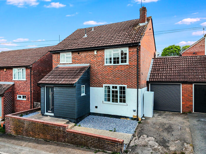 4 Bedroom Detached House To Rent In Montague, Billericay, CM12