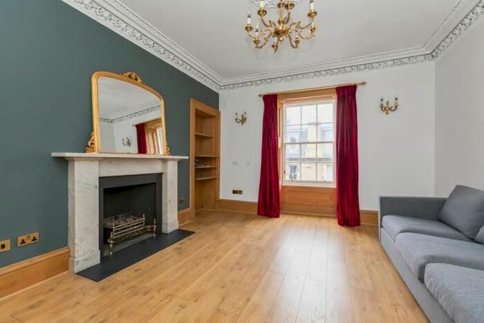 2 Bedroom Flat To Rent In /, West Newington Place, Edinburgh, EH9