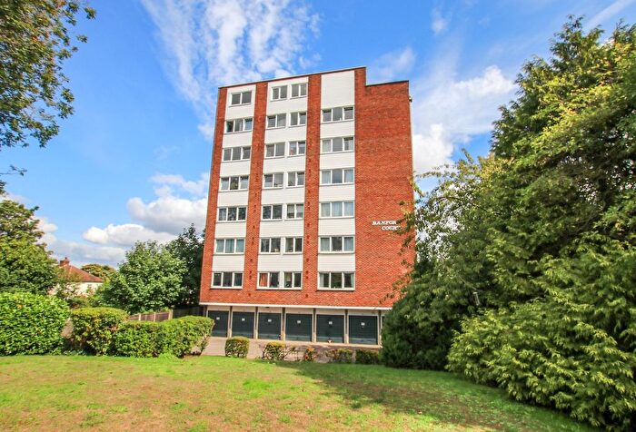 2 Bedroom Flat To Rent In Banfor Court, Clarendon Road, Wallington, SM6