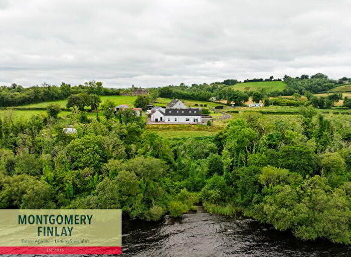4 Bedroom Detached House With Garages For Sale In Lough Shore Road, Derrygonnelly, BT93