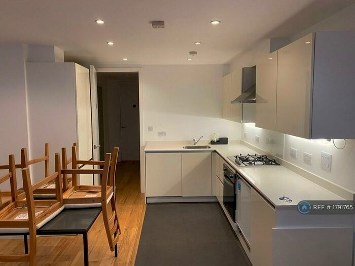 1 Bedroom Flat To Rent In Lionswood, London, N1