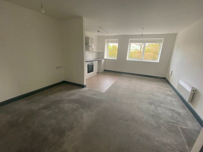 Studio To Rent In Browns Green, Birmingham, B20