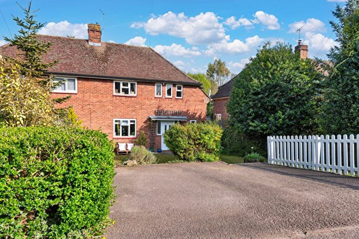 4 Bedroom Semi Detached House For Sale In Briary Lane, Royston, SG8