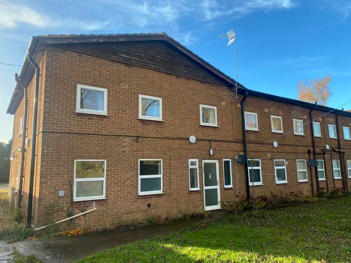 1 Bedroom Apartment For Sale In Wroxton, Banbury, Oxfordshire, OX15