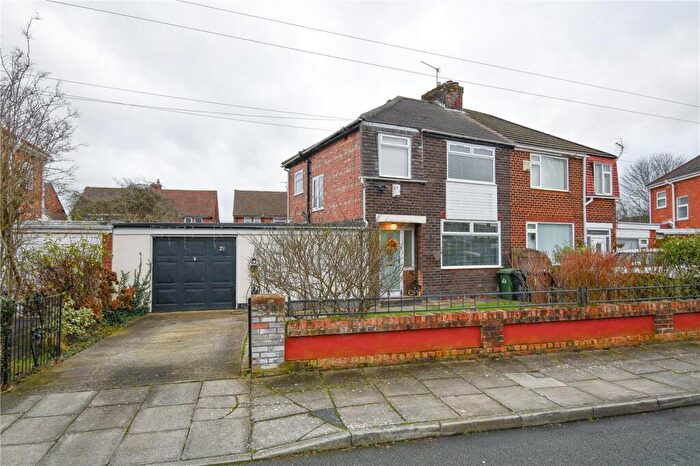 3 Bedroom Semi-Detached House For Sale In Avondale Avenue, Moreton, Wirral, CH46