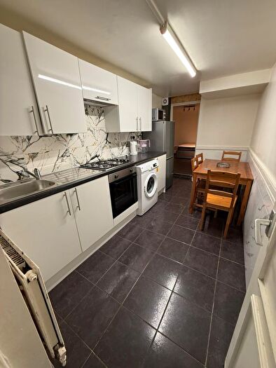 1 Bedroom Terraced House To Rent In Thurlow Park Road, London, SE21