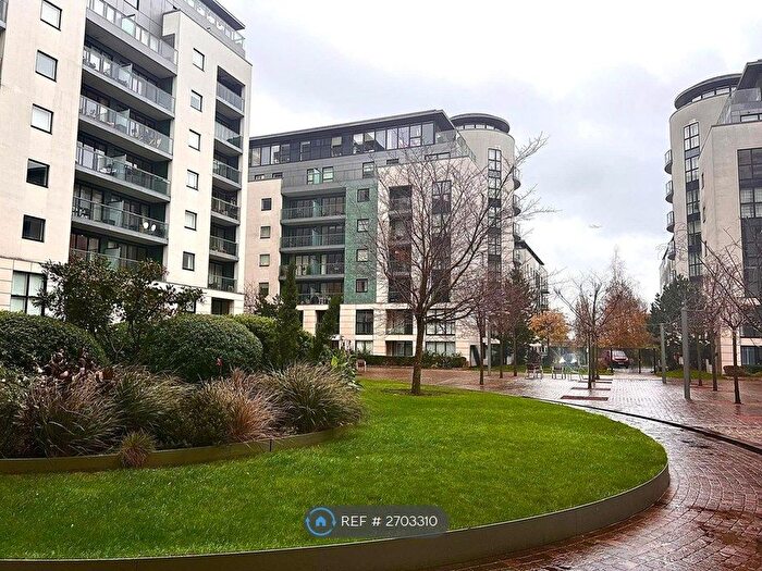 1 Bedroom Flat To Rent In Pump House Crescent, Brentford, TW8