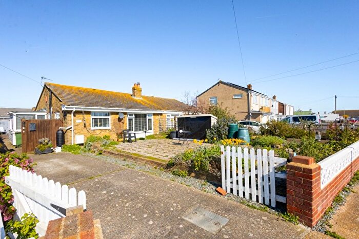 2 Bedroom Bungalow For Sale In Channon Road, New Romney, TN28