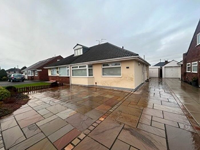2 Bedroom Semi Detached Bungalow For Sale In Dartmouth Avenue, Aintree, L10