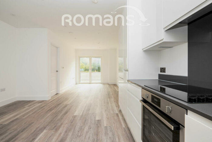 2 Bedroom Apartment To Rent In Lyon Way, GU16