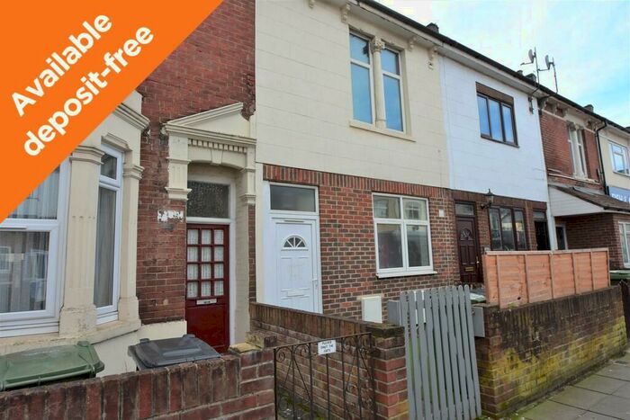 2 Bedroom Apartment To Rent In New Road, Portsmouth, PO2