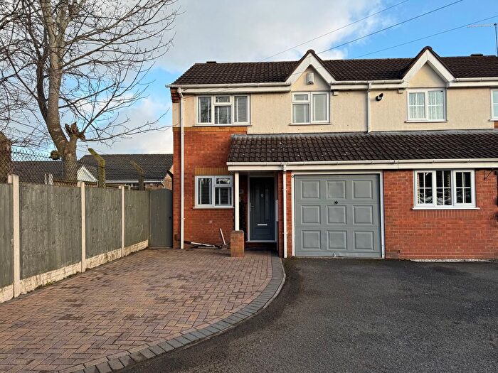 3 Bedroom Semi-Detached House To Rent In Wolseley Avenue, Birmingham, B27