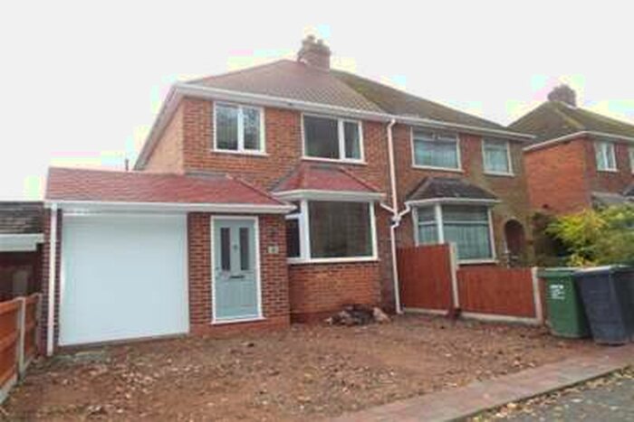 3 Bedroom House To Rent In Watery Lane, Greenlands, B98