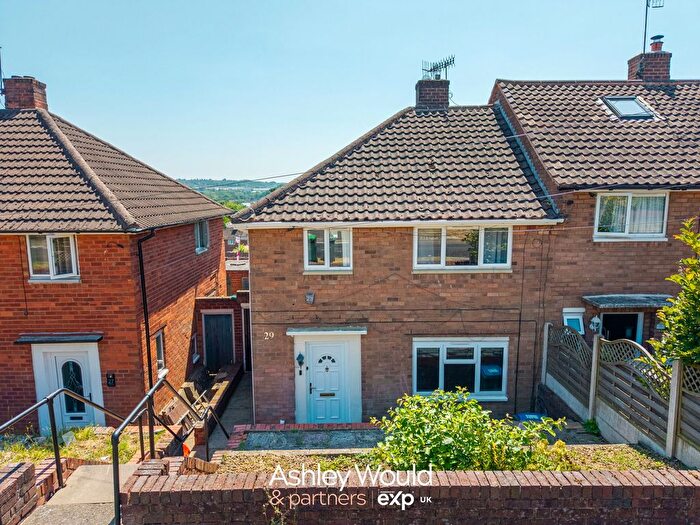 3 Bedroom End Of Terrace House For Sale In Timbertree Crescent, Cradley Heath, B64