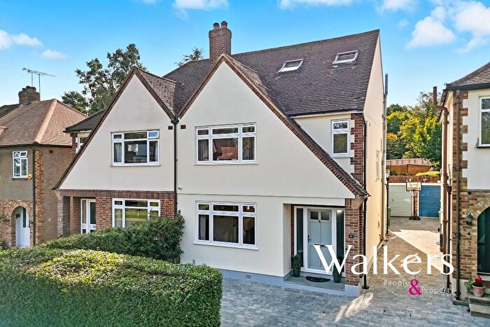 4 Bedroom Semi-Detached House For Sale In Shenfield Crescent, Brentwood, CM15