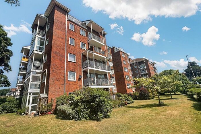 2 Bedroom Flat To Rent In Bournemouth, BH1