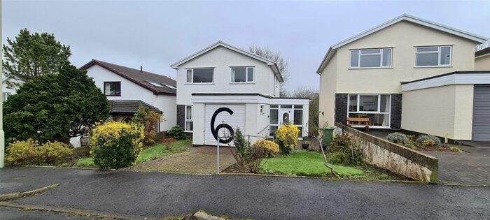 4 Bedroom Detached House For Sale In Pine Court, Talbot Green, Pontyclun CF72