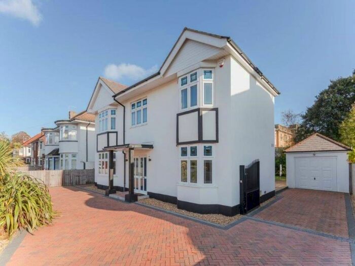 5 Bedroom House To Rent In Cassel Avenue, Branksome Dene, Bournemouth, BH4
