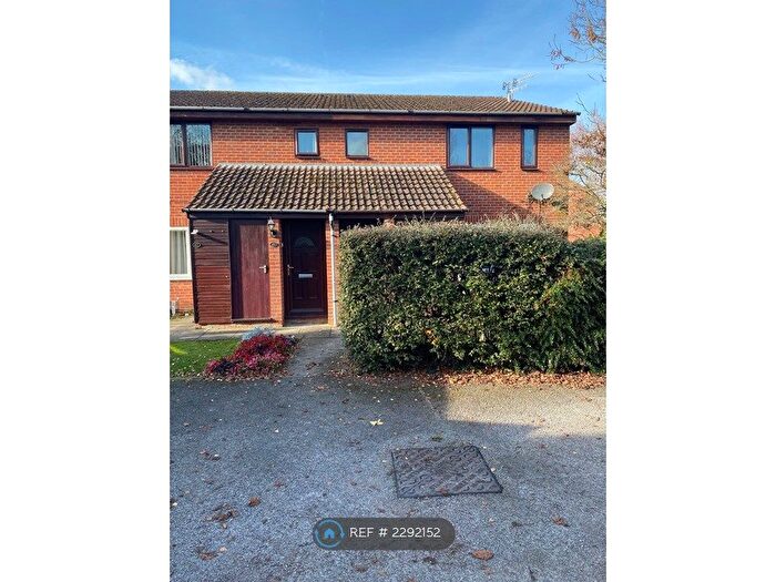 1 Bedroom Maisonette To Rent In Burnet Close, Swindon, SN2