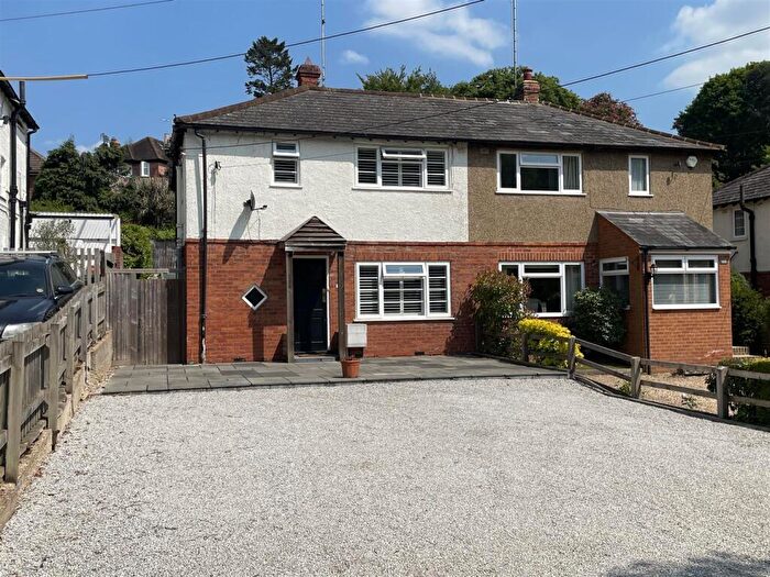 3 Bedroom Semi-Detached House For Sale In Shiplake Bottom, Peppard Common, Henley-On-Thames, RG9