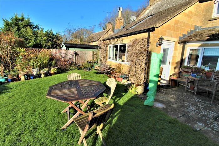 2 Bedroom Cottage For Sale In The Quarry, Brockhampton GL54