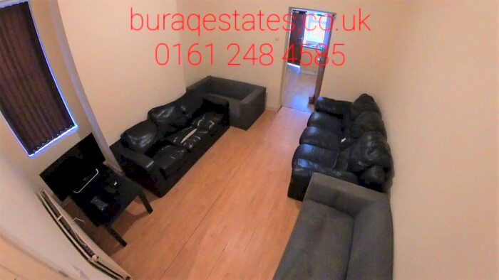 8 Bedroom Semi-Detached House To Rent In Egerton Road, Fallowfield, M14