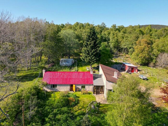 4 Bedroom Detached House For Sale In Carrbridge, PH23