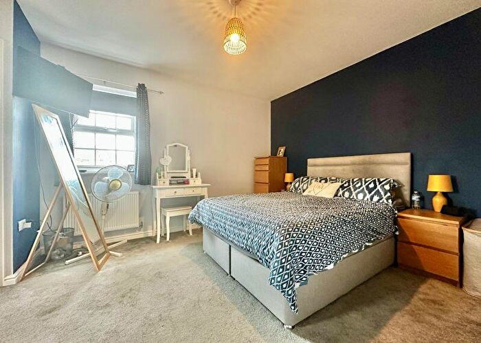 3 Bedroom Detached House For Sale In Badgers Drive, Wantage, OX12