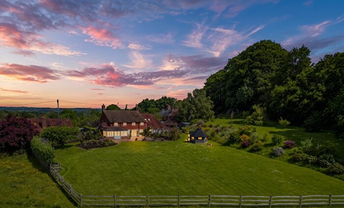 4 Bedroom Cottage For Sale In High Street, Burwash, Etchingham, TN19