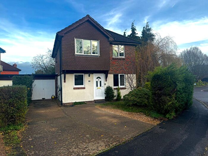 4 Bedroom Detached House For Sale In Gatcombe Gardens, West End, Southampton, SO18