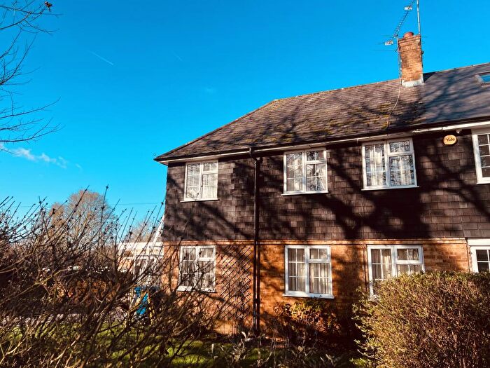 3 Bedroom House To Rent In Ascot Road, Holyport, Maidenhead, SL6