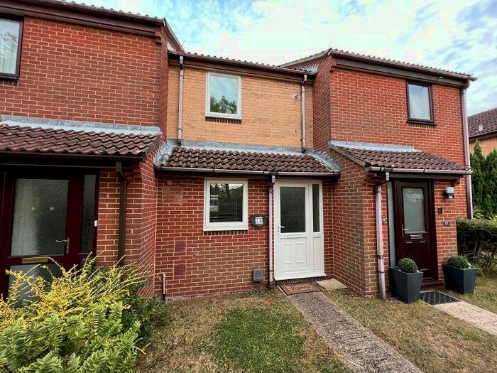 2 Bedroom Terraced House To Rent In Vincent Close, New Milton, Hampshire., BH25