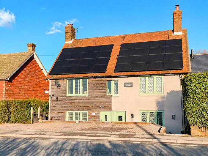 3 Bedroom Semi-detached House For Sale In Heathfield Road, Mayfield, TN20