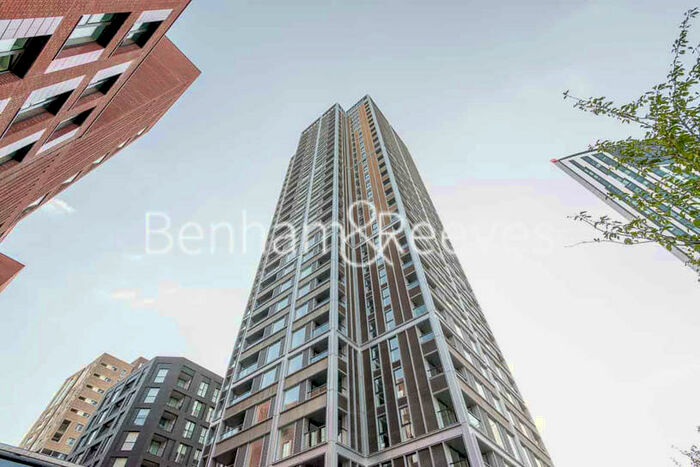 2 Bedroom Apartment To Rent In Deacon Street, Elephant And Castle, SE17