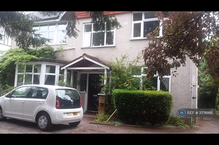 1 Bedroom Flat To Rent In Foxley Lane, Purley, CR8