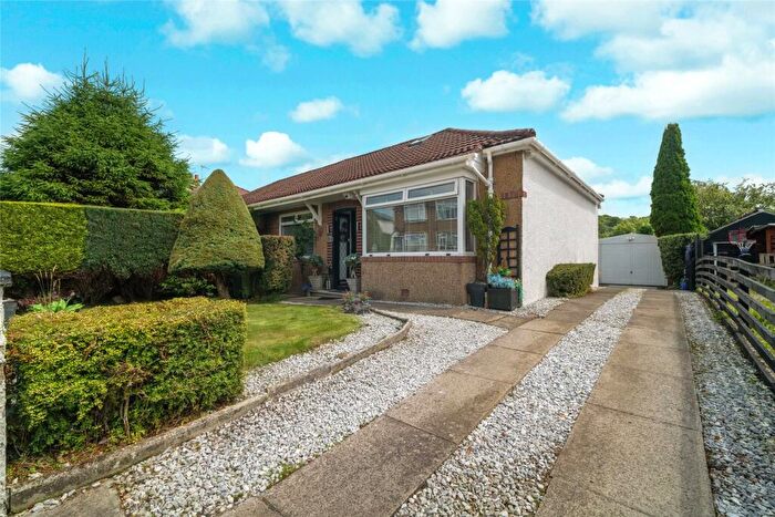 3 Bedroom Bungalow For Sale In Moray Drive, Clarkston, Lanarkshire, G76