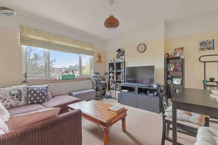 1 Bedroom Flat To Rent In Collingtree Road, London, SE26
