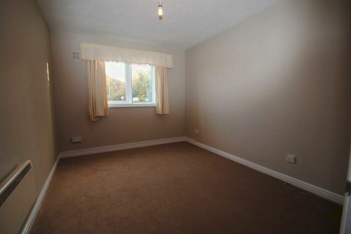 1 Bedroom Flat To Rent In Braemar Court, SE6
