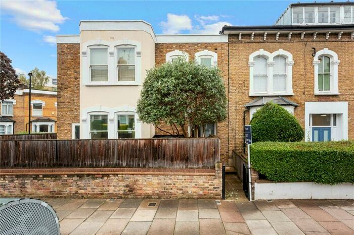 3 Bedroom End Of Terrace House To Rent In Riversdale Road, London, N5