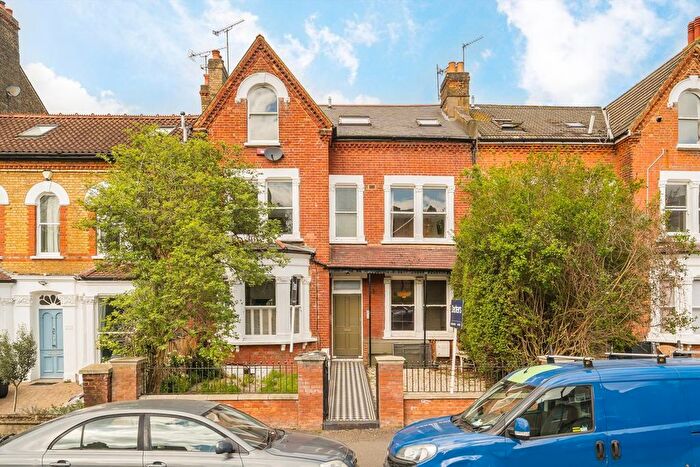 2 Bedroom Flat For Sale In Lewin Road, Streatham, SW16
