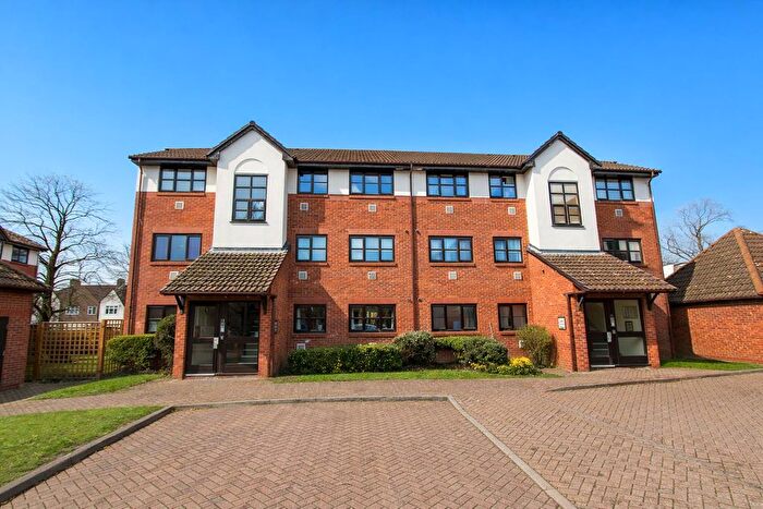 1 Bedroom Flat For Sale In Poppy Close, Wallington, SM6