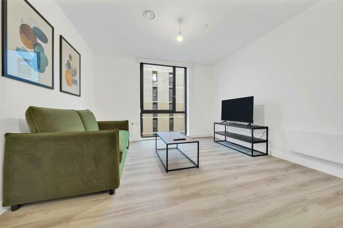 1 Bedroom Apartment To Rent In Calibra Court, Kimpton Road, Luton, LU2